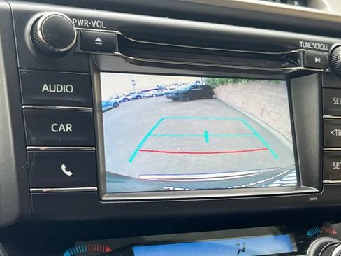 Used 2018 Toyota RAV4 XLE w/ All Weather Liner Package FWD image 23