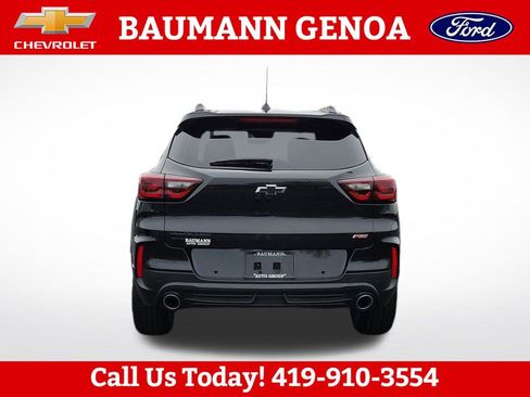 Used 2025 Chevrolet TrailBlazer RS w/ Convenience Package AWD/4WD image 4