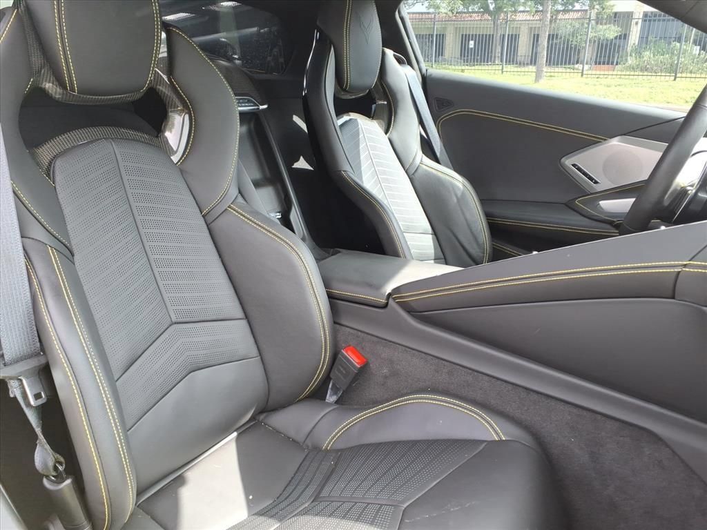 Used 2020 Chevrolet Corvette Stingray Premium Cpe w/ 3LT Preferred Equipment Group RWD image 24