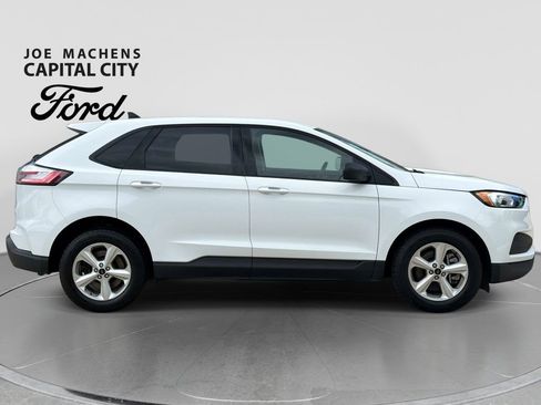 Used 2023 Ford Edge SE w/ Cargo Accessory Package AWD/4WD image 3