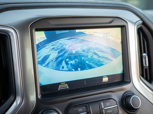 Used 2020 Chevrolet Silverado 1500 LT image 23