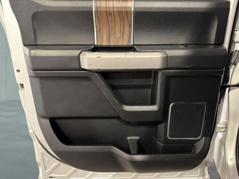 Used 2019 Ford F150 Lariat AWD/4WD image 11
