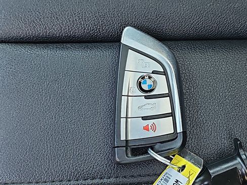 Used 2021 BMW X5 xDrive40i w/ Convenience Package AWD/4WD image 38