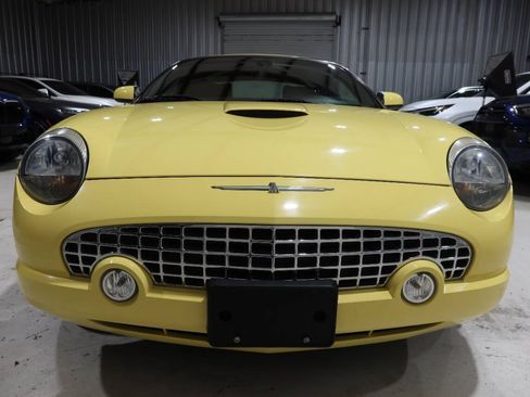 Used 2002 Ford Thunderbird RWD image 8