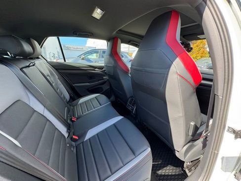 Certified 2024 Volkswagen GTI Autobahn image 21