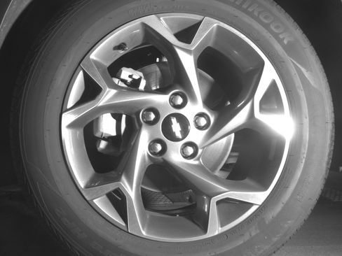 Used 2025 Chevrolet Trax LT FWD image 12