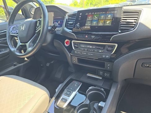 Used 2019 Honda Passport Elite image 19