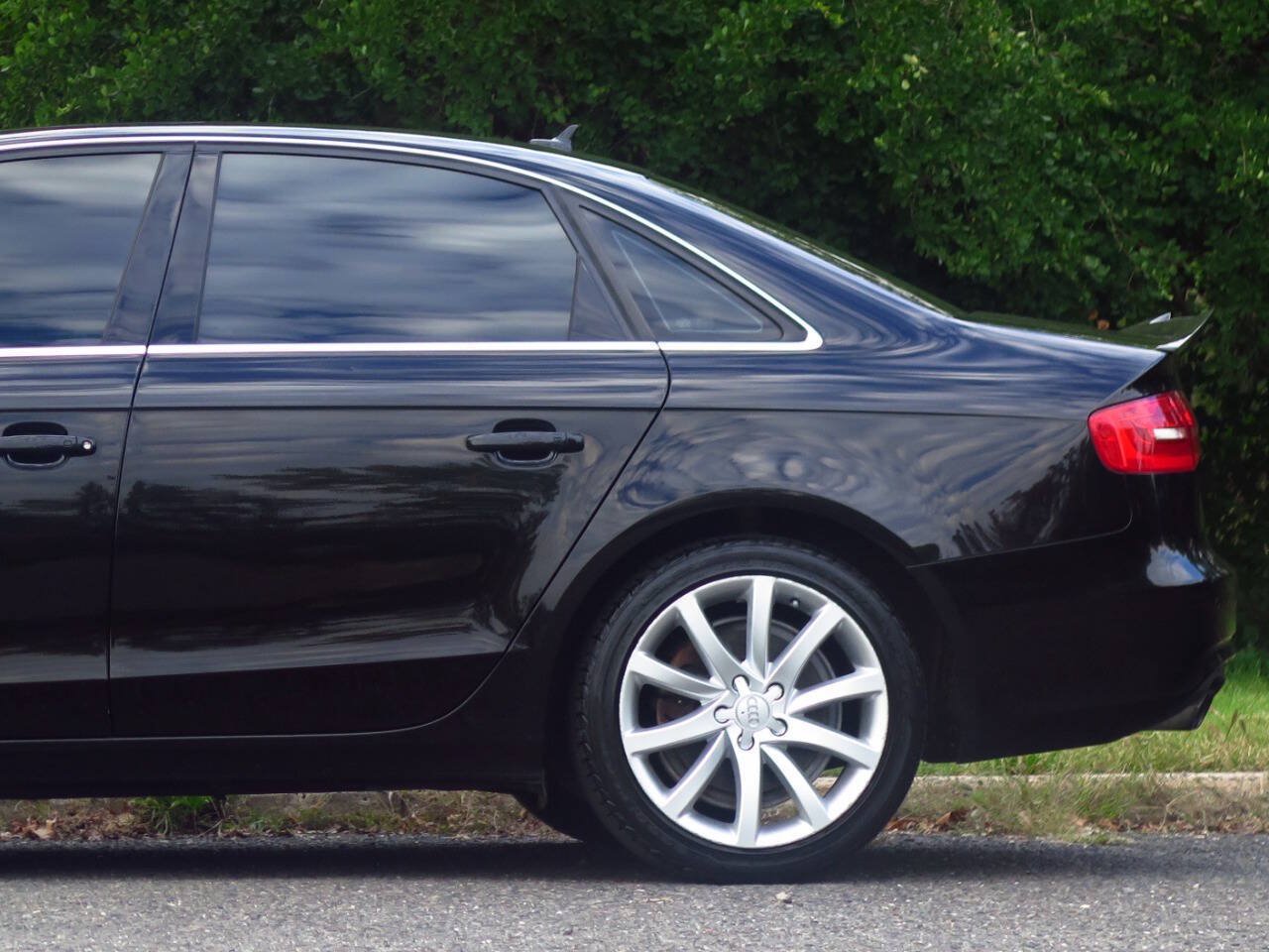 Used 2013 Audi A4 2.0T Premium Plus w/ Premium Plus Pkg AWD/4WD image 32