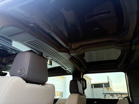 New 2026 GMC Hummer EV SUV image 31