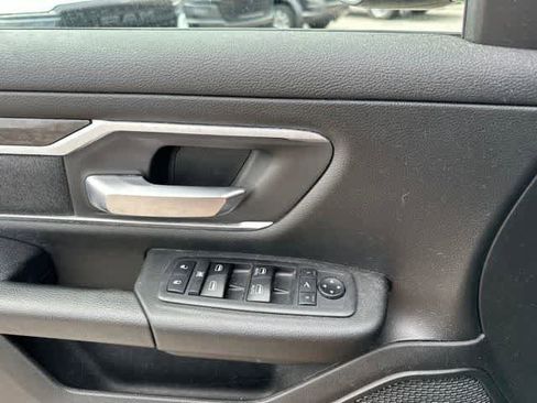 Used 2019 RAM 1500 Big Horn RWD image 12