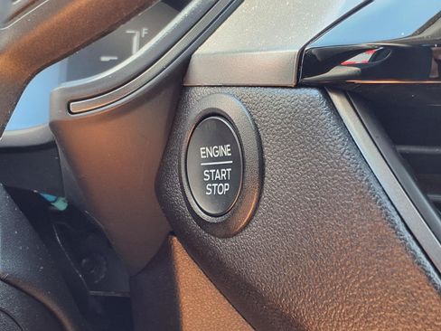 Certified 2025 Ford Escape Active AWD/4WD image 25