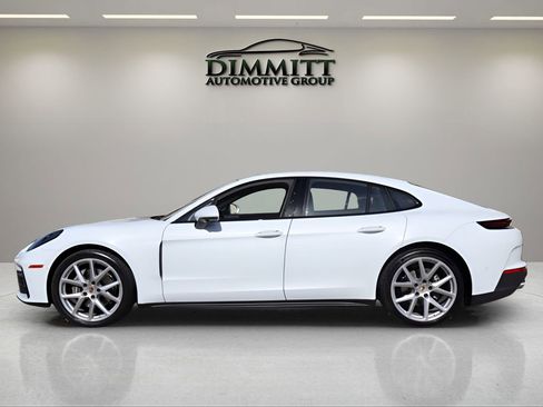 Used 2024 Porsche Panamera RWD image 2