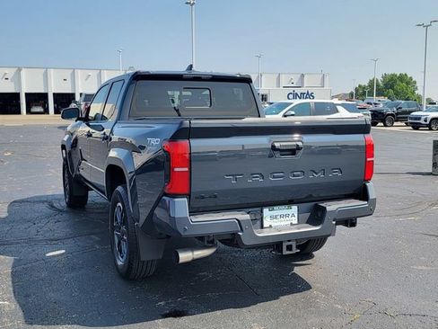 Used 2024 Toyota Tacoma TRD Sport w/ TRD Sport Upgrade Package AWD/4WD image 8
