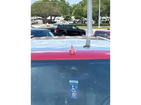 Used 2021 Ford Expedition Limited image 4