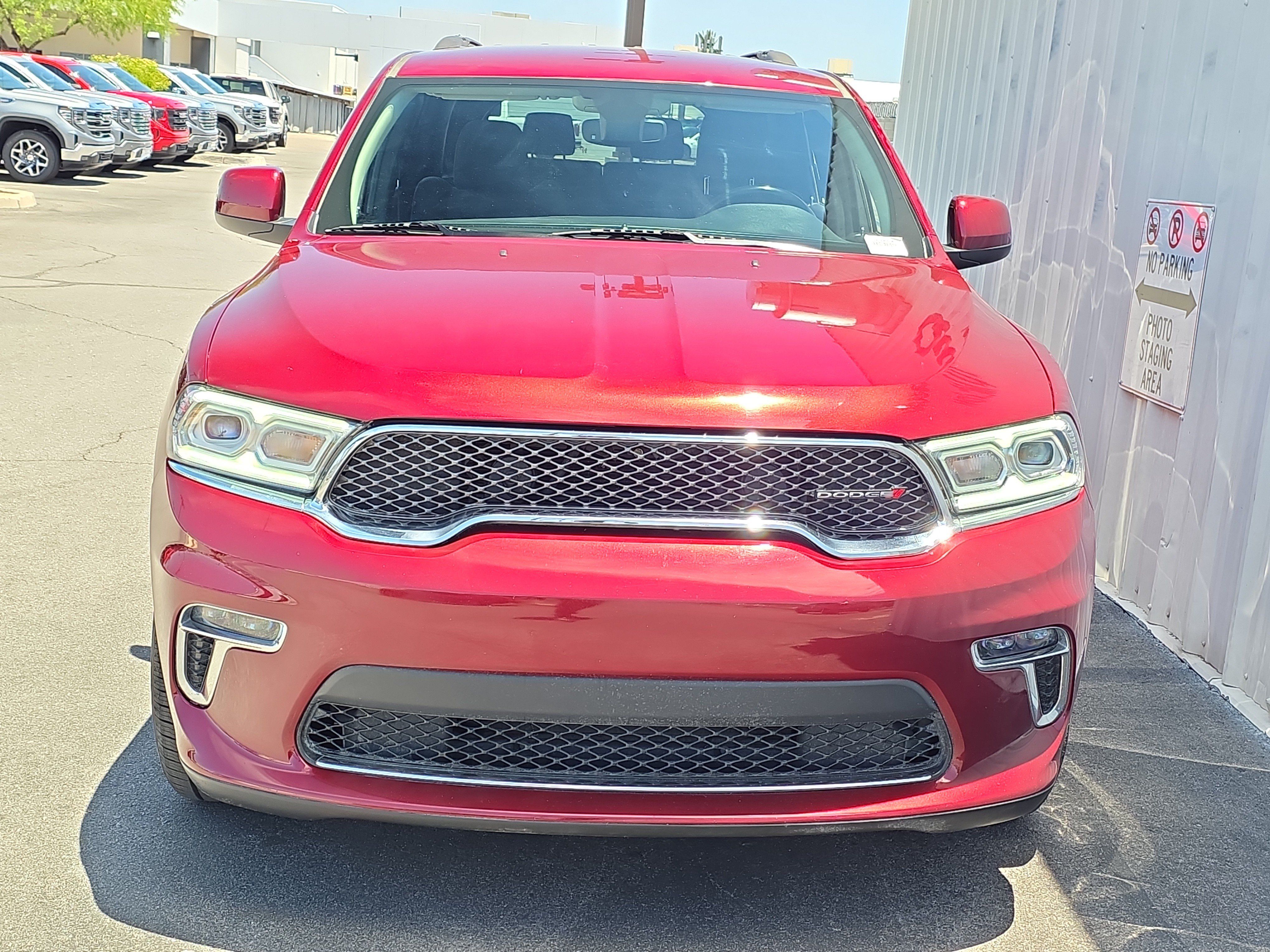Used 2022 Dodge Durango SXT RWD image 2