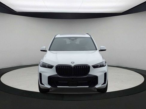 Certified 2024 BMW X5 xDrive50e w/ M Sport Package image 3