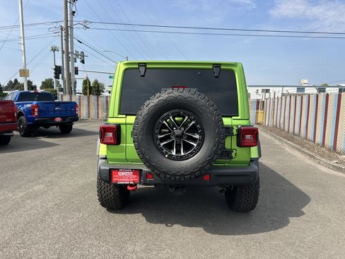 New 2025 Jeep Wrangler Unlimited Rubicon image 4