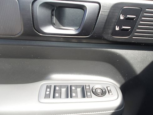 Used 2025 Hyundai Santa Fe Calligraphy image 17