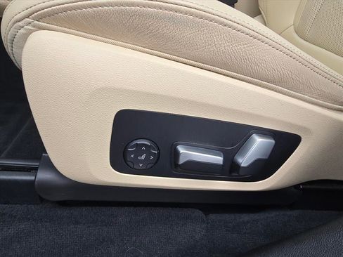 Used 2022 BMW X3 M40i w/ Parking Assistance Package image 17