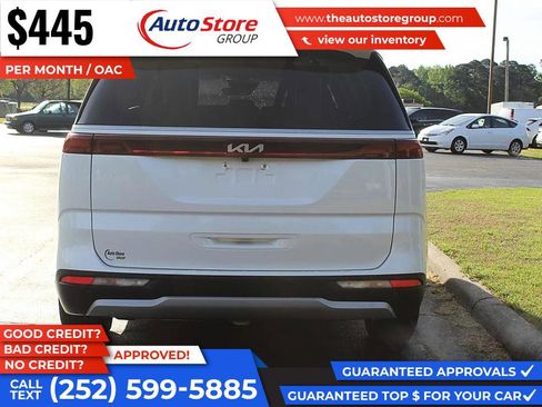 Used 2023 Kia Carnival LX FWD image 7