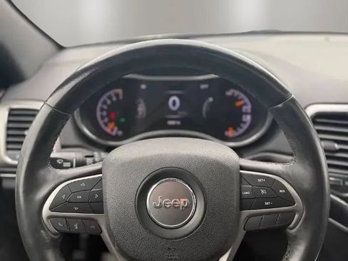 Used 2018 Jeep Grand Cherokee Limited AWD/4WD image 14