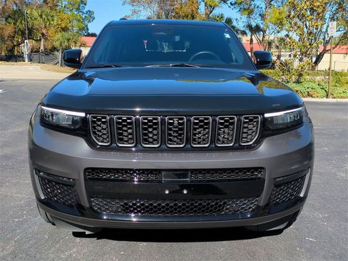 Used 2024 Jeep Grand Cherokee L Summit image 9