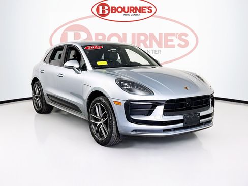 Used 2023 Porsche Macan image 1