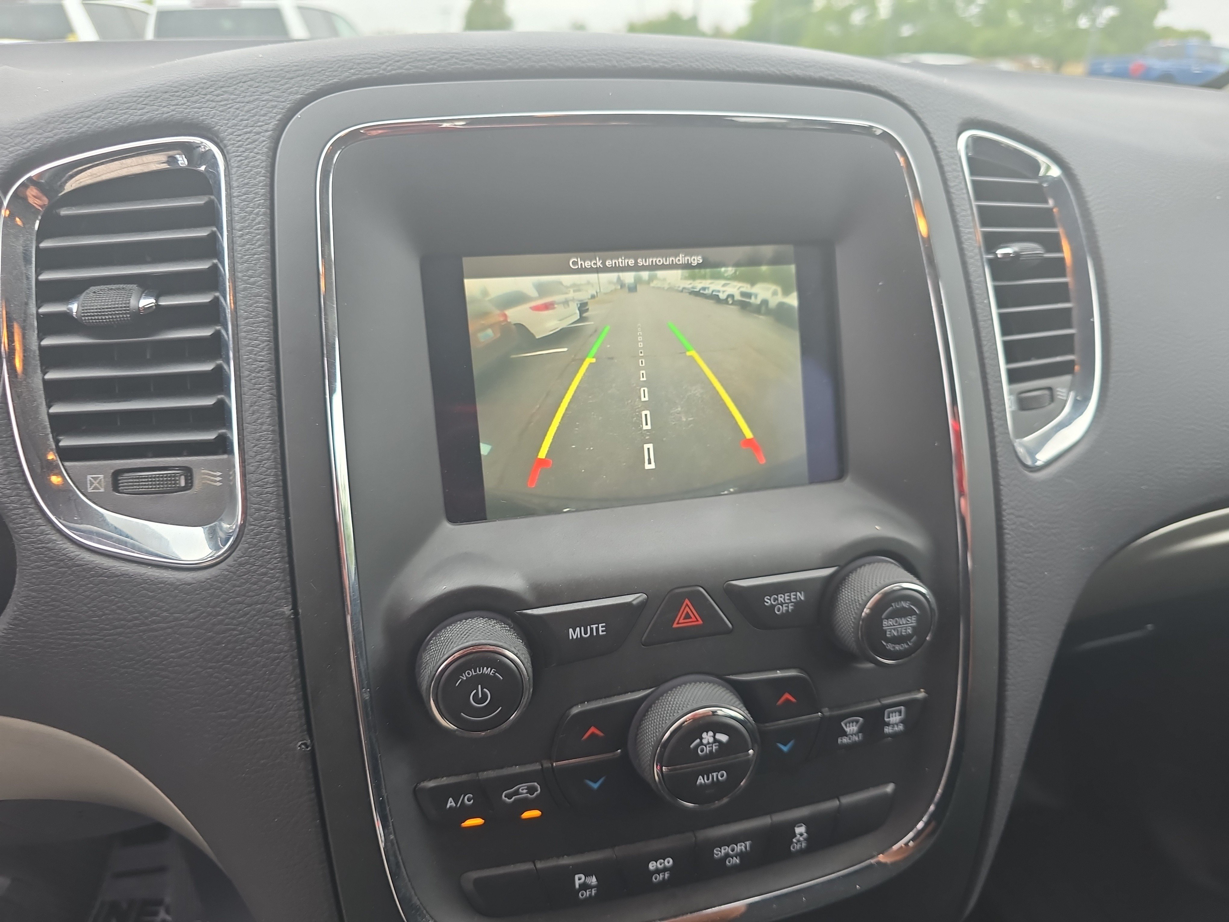 Used 2018 Dodge Durango AWD image 16