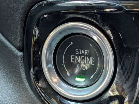 Used 2023 Chevrolet Silverado 1500 LTZ image 18