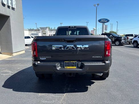 New 2026 RAM 3500 Laramie AWD/4WD image 7