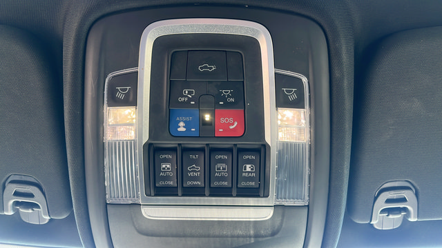 Used 2021 RAM 1500 Limited AWD/4WD image 18