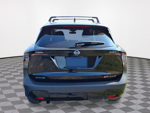 New 2026 Nissan Kicks SR w/ SR Premium Package image 4