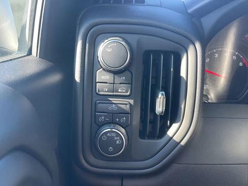 Used 2025 Chevrolet Silverado 1500 Custom w/ Turbomax Blackout Package AWD/4WD image 23