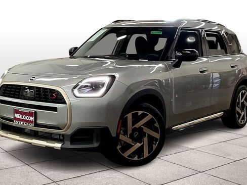 Used 2025 MINI Cooper Countryman S image 1
