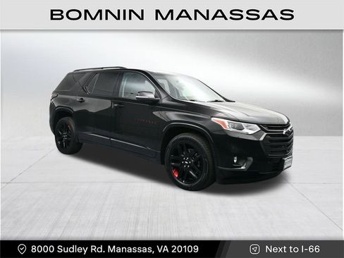 Used 2021 Chevrolet Traverse Premier w/ Redline Edition image 2