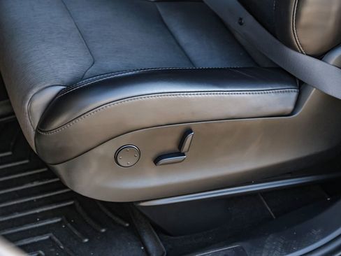 Used 2018 Tesla Model X 75D image 26