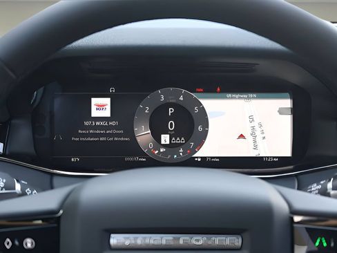 New 2026 Land Rover Range Rover Evoque Dynamic SE AWD/4WD image 22