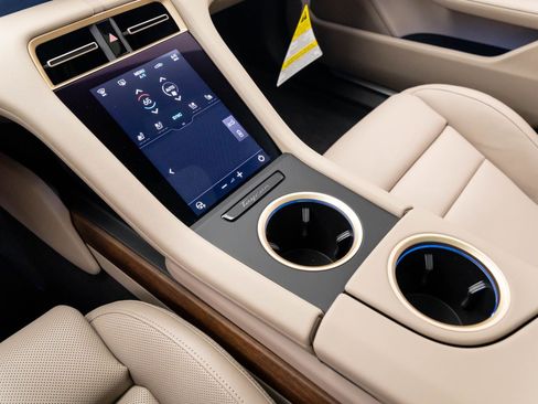 New 2025 Porsche Taycan 4S image 13