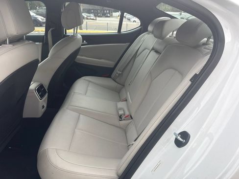 Used 2025 Genesis G70 2.5T AWD/4WD image 9