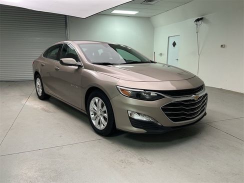 Certified 2024 Chevrolet Malibu LT image 1