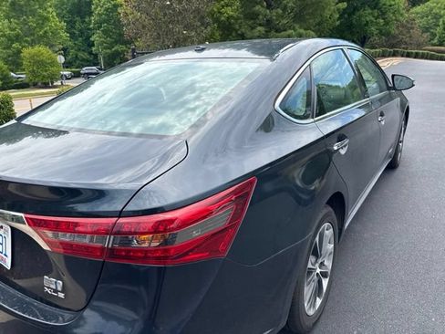 Used 2016 Toyota Avalon XLE Premium FWD image 8