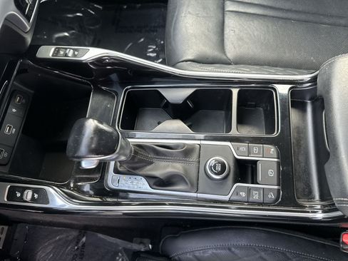 Certified 2022 Kia Sorento SX FWD image 20