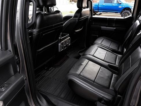 Used 2019 Ford F150 Raptor w/ Equipment Group 802A Luxury image 43