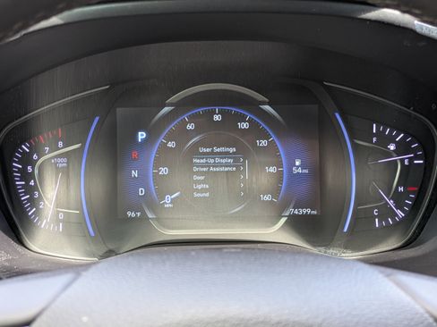 Used 2020 Hyundai Santa Fe Limited FWD image 29