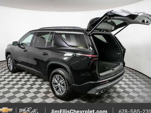 Certified 2025 Chevrolet Traverse LT FWD image 34