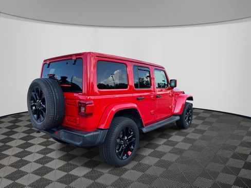 Used 2021 Jeep Wrangler Unlimited Sahara w/ Cold Weather Group AWD/4WD image 6