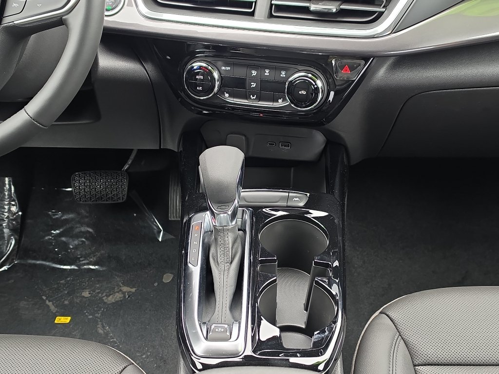 New 2026 Chevrolet Trax ACTIV w/ Driver Confidence Package FWD image 25