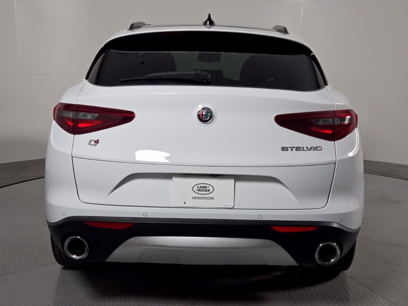 Used 2018 Alfa Romeo Stelvio Ti Sport AWD/4WD image 7