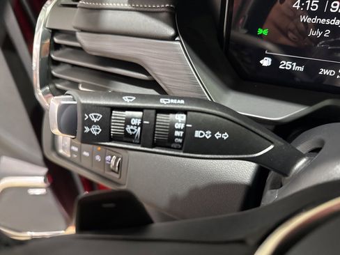 New 2025 GMC Acadia Elevation w/ Elevation Premium Package image 24