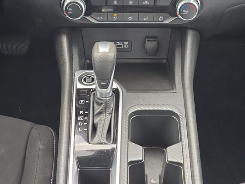 Used 2023 Nissan Sentra SV image 24